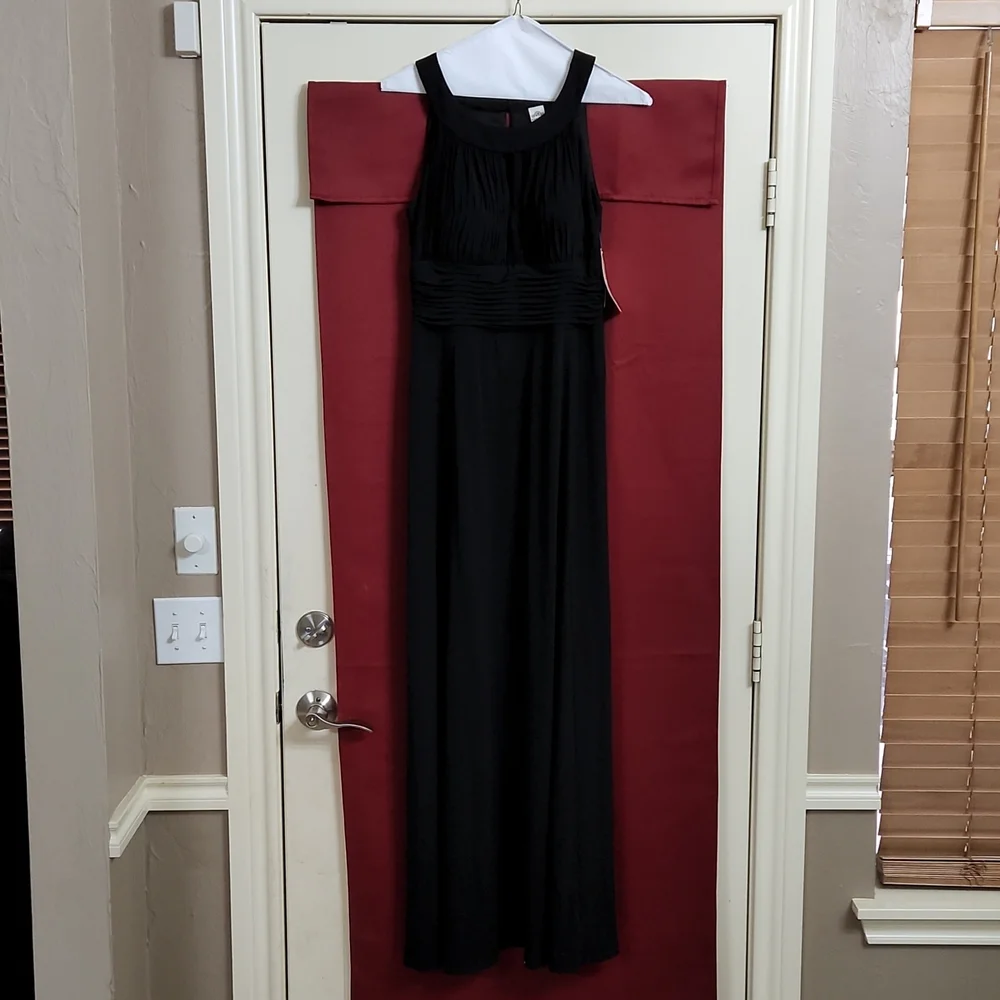 Sangria. Missy Black dress Sz 12 - Picture 2 of 8